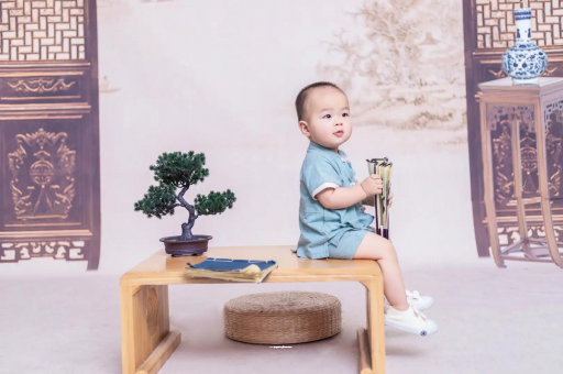 定安宝宝吃迷糊奶如何纠正